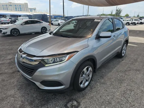 Silver 2021 Honda HR-V LX for sale in Mansfield, OH