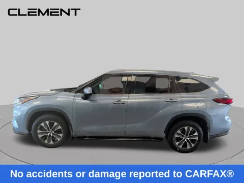 Another view of 2021 Toyota Highlander XLE for sale in Mansfield, OH at Clement Supercenter Ohio