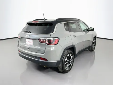 More photos of 2022 Jeep Compass Limited at Clement Supercenter Ohio, OH