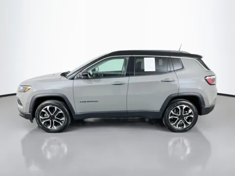 More photos of 2022 Jeep Compass Limited at Clement Supercenter Ohio, OH
