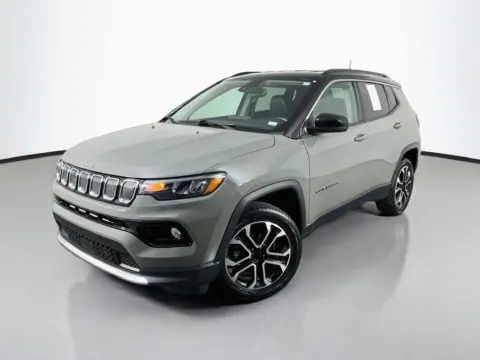 Gray 2022 Jeep Compass Limited for sale in Mansfield, OH