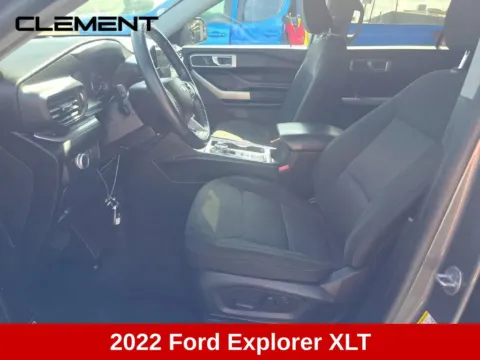 More photos of 2022 Ford Explorer XLT at Clement Supercenter Ohio, OH
