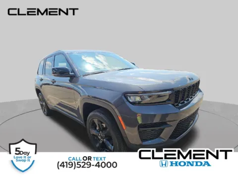 Gray 2023 Jeep Grand Cherokee Altitude X for sale in Mansfield, OH
