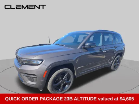 Another view of 2023 Jeep Grand Cherokee Altitude X for sale in Mansfield, OH at Clement Supercenter Ohio