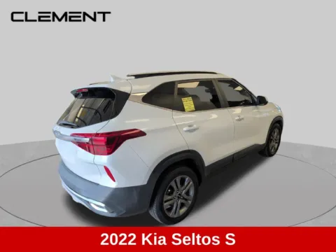 More photos of 2022 Kia Seltos S at Clement Supercenter Ohio, OH