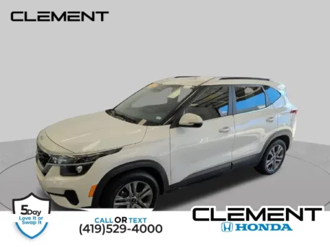 White 2022 Kia Seltos S for sale in Mansfield, OH