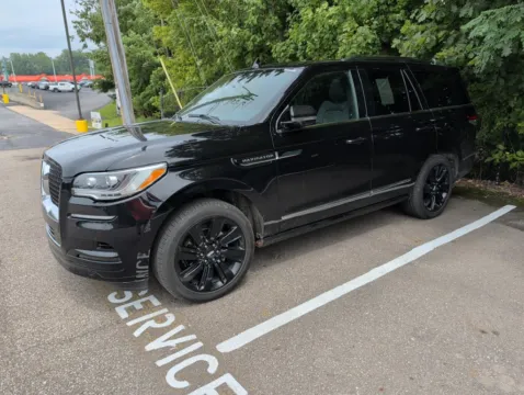 Another view of 2023 Lincoln Navigator Reserve for sale in Mansfield, OH at Clement Supercenter Ohio