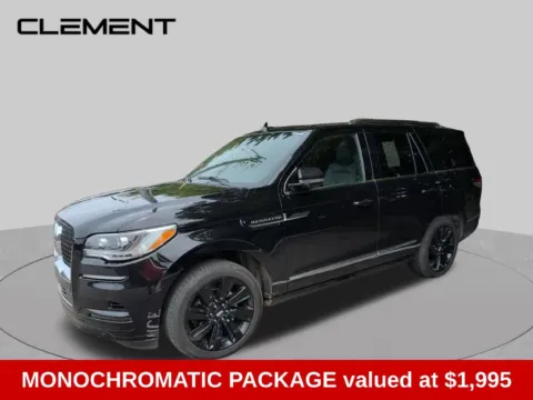 More photos of 2023 Lincoln Navigator Reserve at Clement Supercenter Ohio, OH