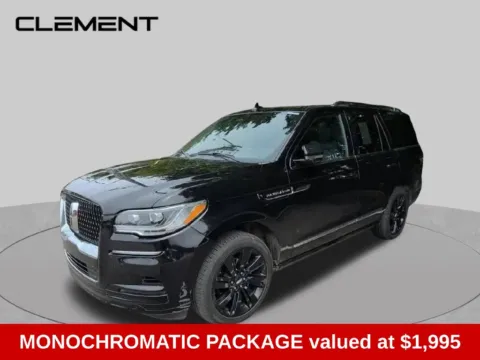 More photos of 2023 Lincoln Navigator Reserve at Clement Supercenter Ohio, OH