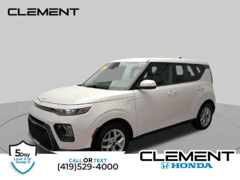 White 2022 Kia Soul S for sale in Mansfield, OH