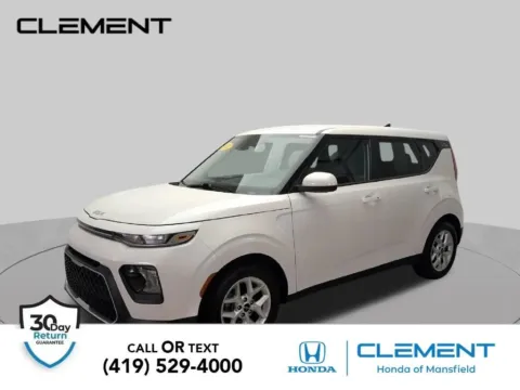 White 2022 Kia Soul S for sale in Mansfield, OH