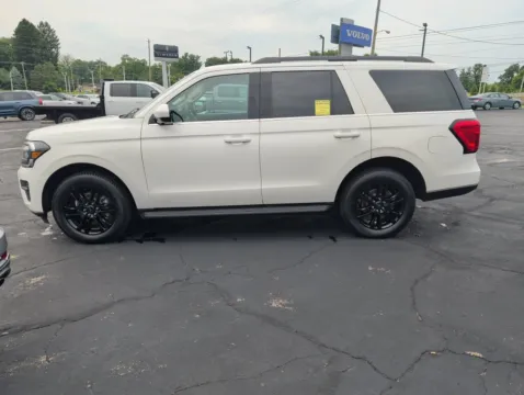 Another view of 2022 Ford Expedition XLT for sale in Mansfield, OH at Clement Supercenter Ohio