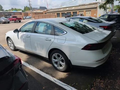 More photos of 2023 Honda Accord LX at Clement Supercenter Ohio, OH