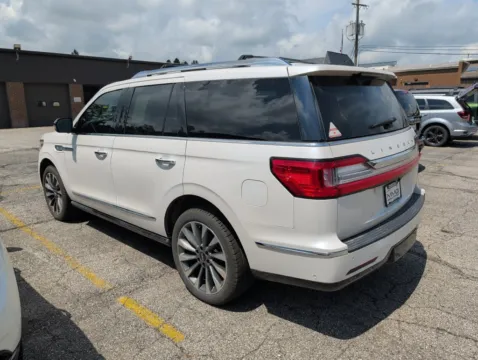 Another view of 2018 Lincoln Navigator Select for sale in Mansfield, OH at Clement Supercenter Ohio