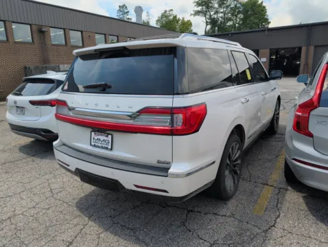 More photos of 2018 Lincoln Navigator Select at Clement Supercenter Ohio, OH