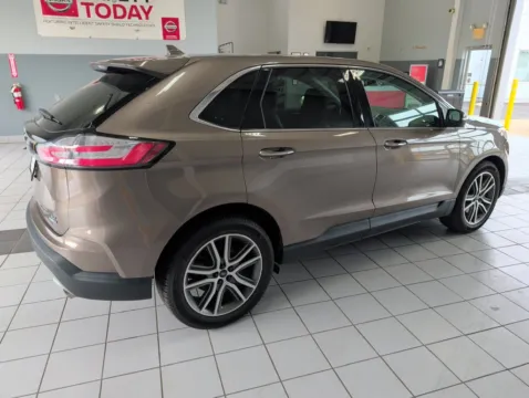 More photos of 2019 Ford Edge Titanium at Clement Supercenter Ohio, OH
