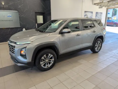 Photos of 2025 Chevrolet Equinox LT for sale in Mansfield, OH at Clement Supercenter Ohio