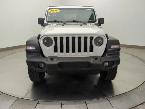 More photos of 2019 Jeep Wrangler Unlimited Sport at Clement Supercenter Ohio, OH