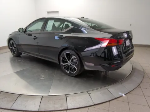Another view of 2024 Nissan Altima 2.5 SR for sale in Mansfield, OH at Clement Supercenter Ohio
