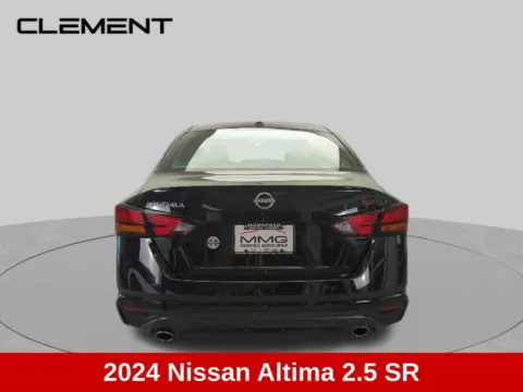 More photos of 2024 Nissan Altima 2.5 SR at Clement Supercenter Ohio, OH
