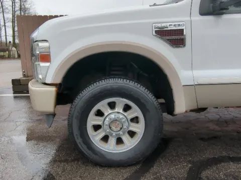 Photos of 2008 Ford F-250SD Lariat for sale in Mansfield, OH at Clement Supercenter Ohio