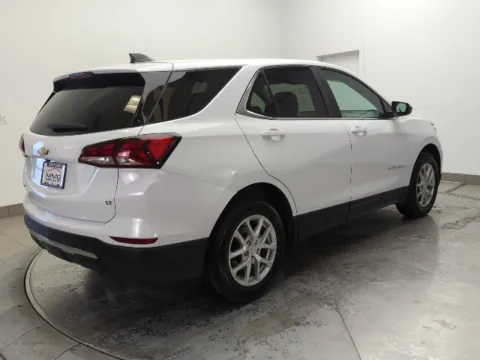 More photos of 2023 Chevrolet Equinox LT at Clement Supercenter Ohio, OH