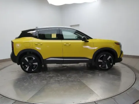 More photos of 2025 Nissan Kicks SR at Clement Supercenter Ohio, OH