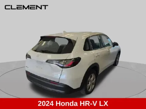 More photos of 2024 Honda HR-V LX at Clement Supercenter Ohio, OH