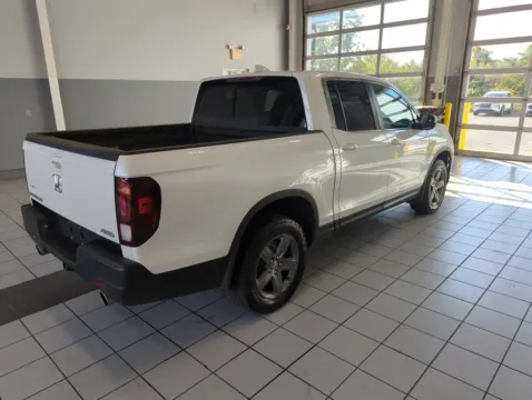 More photos of 2023 Honda Ridgeline RTL at Clement Supercenter Ohio, OH