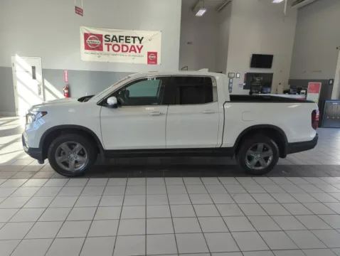 Photos of 2023 Honda Ridgeline RTL for sale in Mansfield, OH at Clement Supercenter Ohio