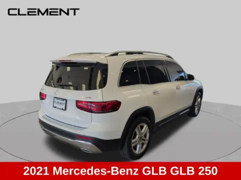 More photos of 2021 Mercedes-Benz GLB 250 at Clement Supercenter Ohio, OH