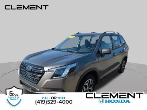 Brown 2023 Subaru Forester Premium for sale in Mansfield, OH