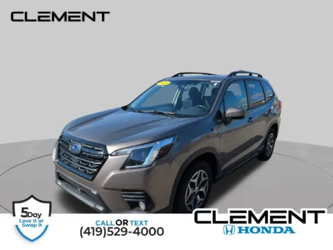 Brown 2023 Subaru Forester Premium for sale in Mansfield, OH