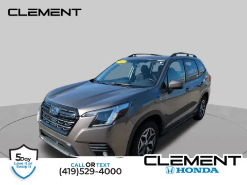 Brown 2023 Subaru Forester Premium for sale in Mansfield, OH