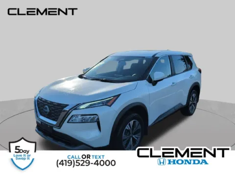 White 2023 Nissan Rogue SV for sale in Mansfield, OH