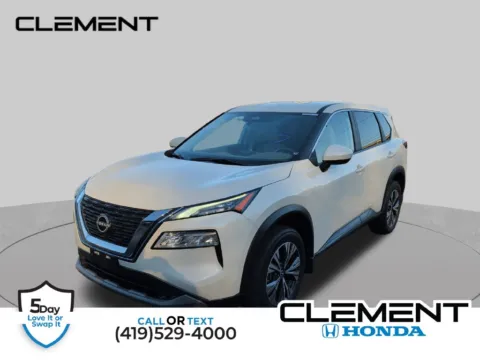 White 2023 Nissan Rogue SV for sale in Mansfield, OH