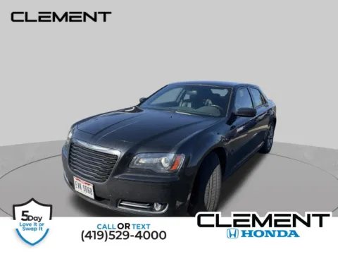 Black 2014 Chrysler 300 S for sale in Mansfield, OH