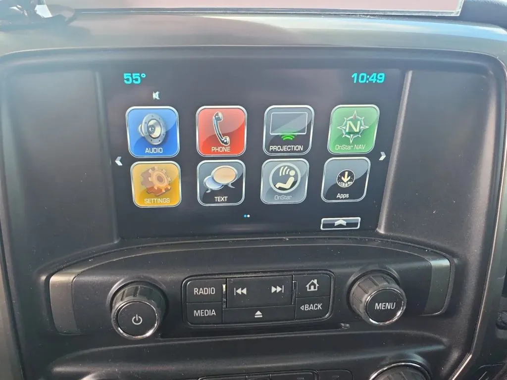 Chevrolet Silverado photo 22