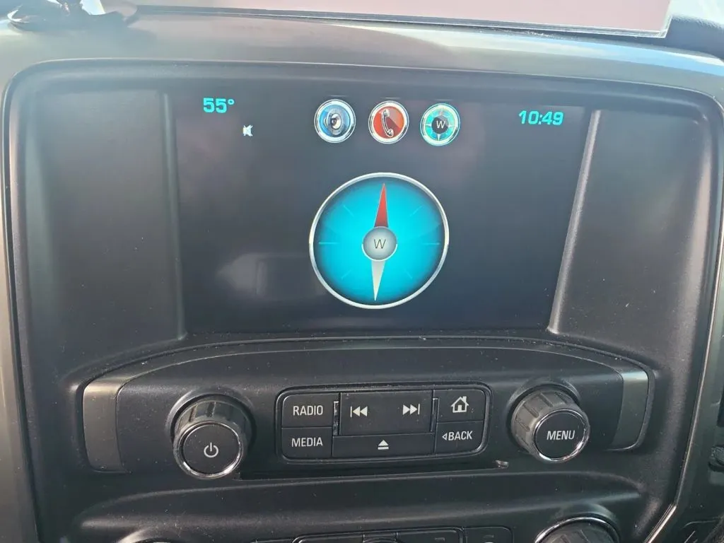 Chevrolet Silverado photo 21