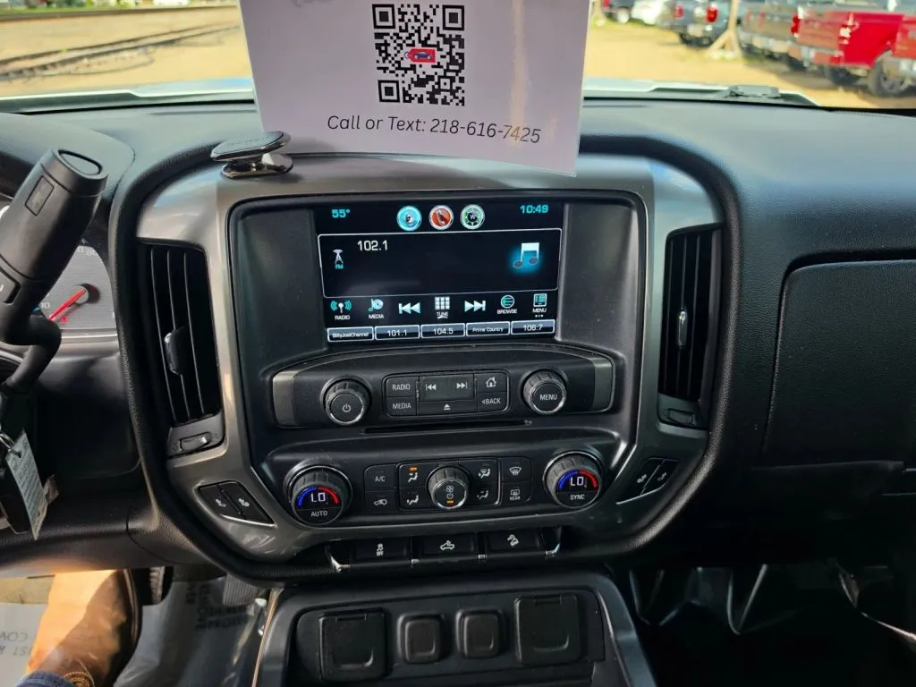 Chevrolet Silverado photo 25
