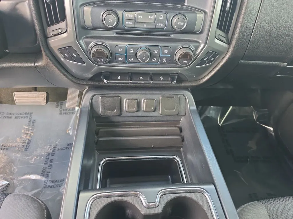 Chevrolet Silverado photo 12