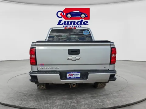 More photos of 2017 Chevrolet Silverado 1500 Crew Cab Z71 LT Pickup 4D 5 3/4 ft at Lunde Auto Sales - Princeton, MN
