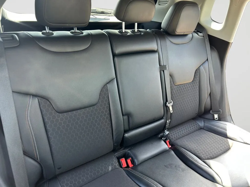 Jeep Compass photo 18