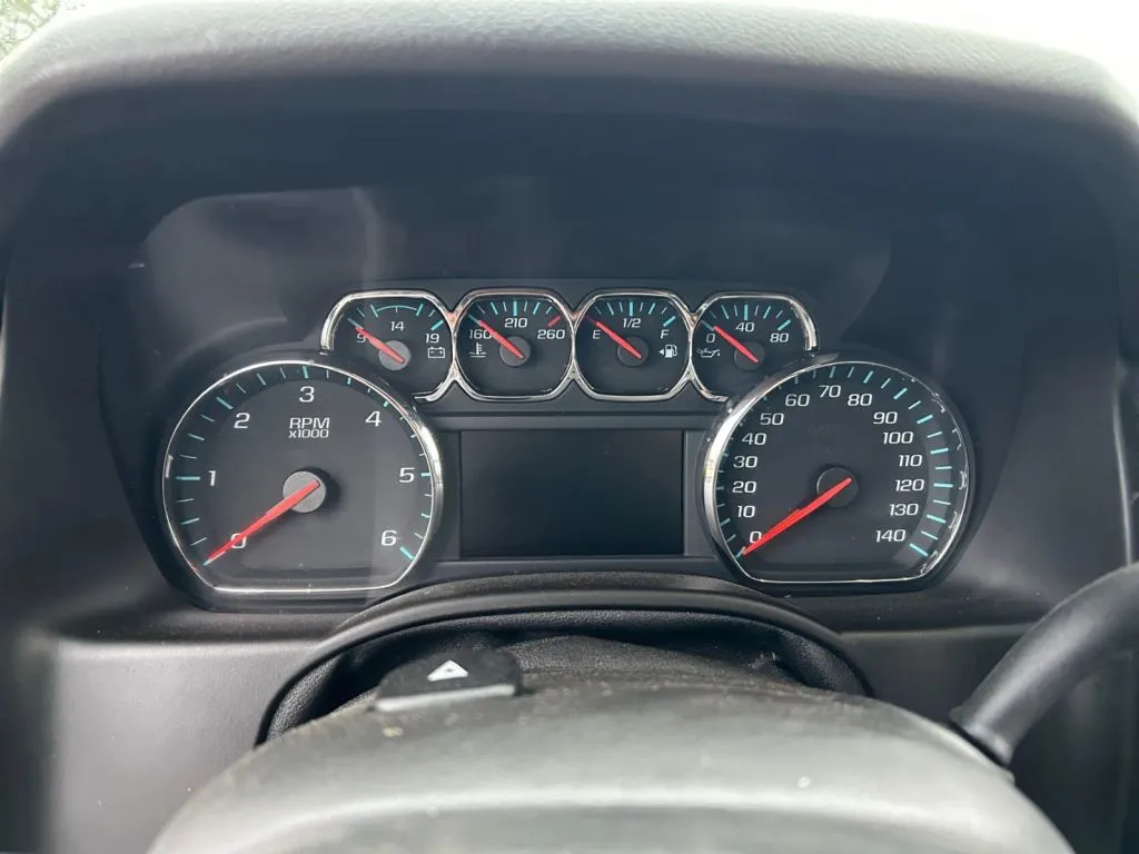 GMC Yukon photo 16