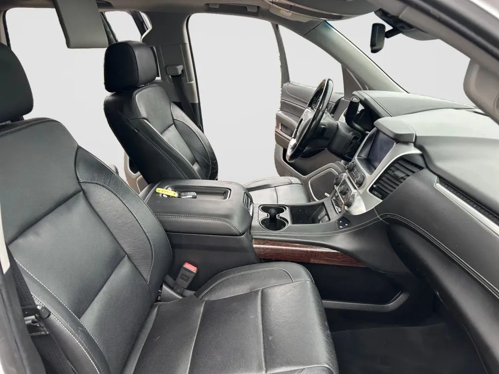 GMC Yukon photo 15