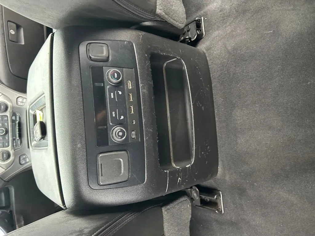 GMC Yukon photo 25