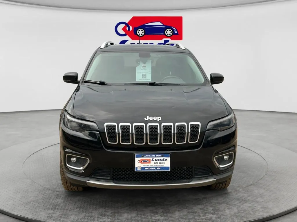 Jeep Cherokee photo 8