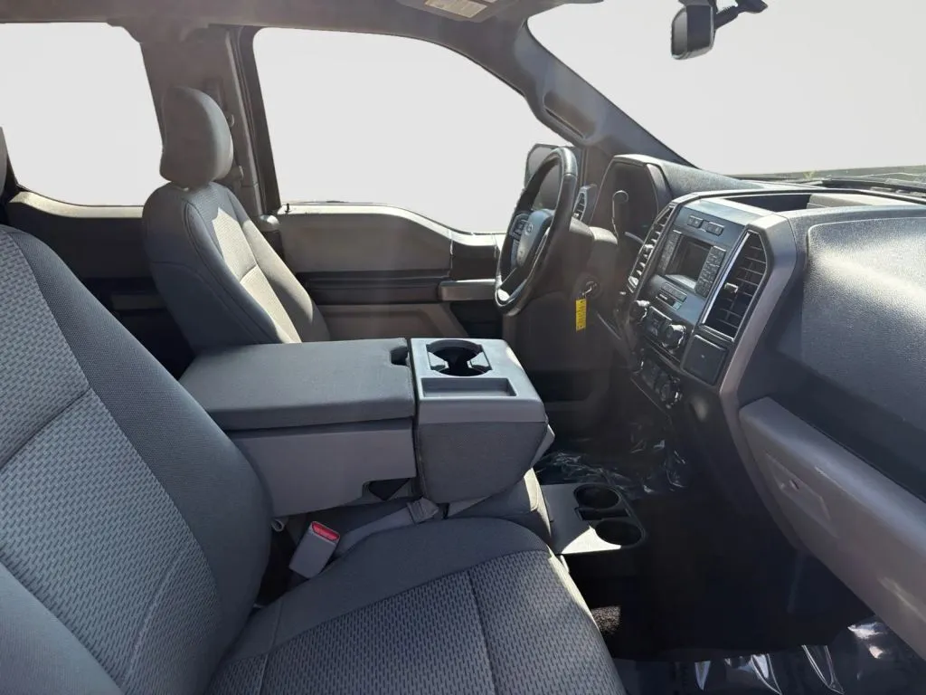Ford F-150 photo 15