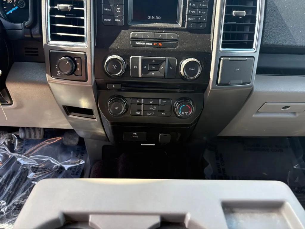 Ford F-150 photo 12