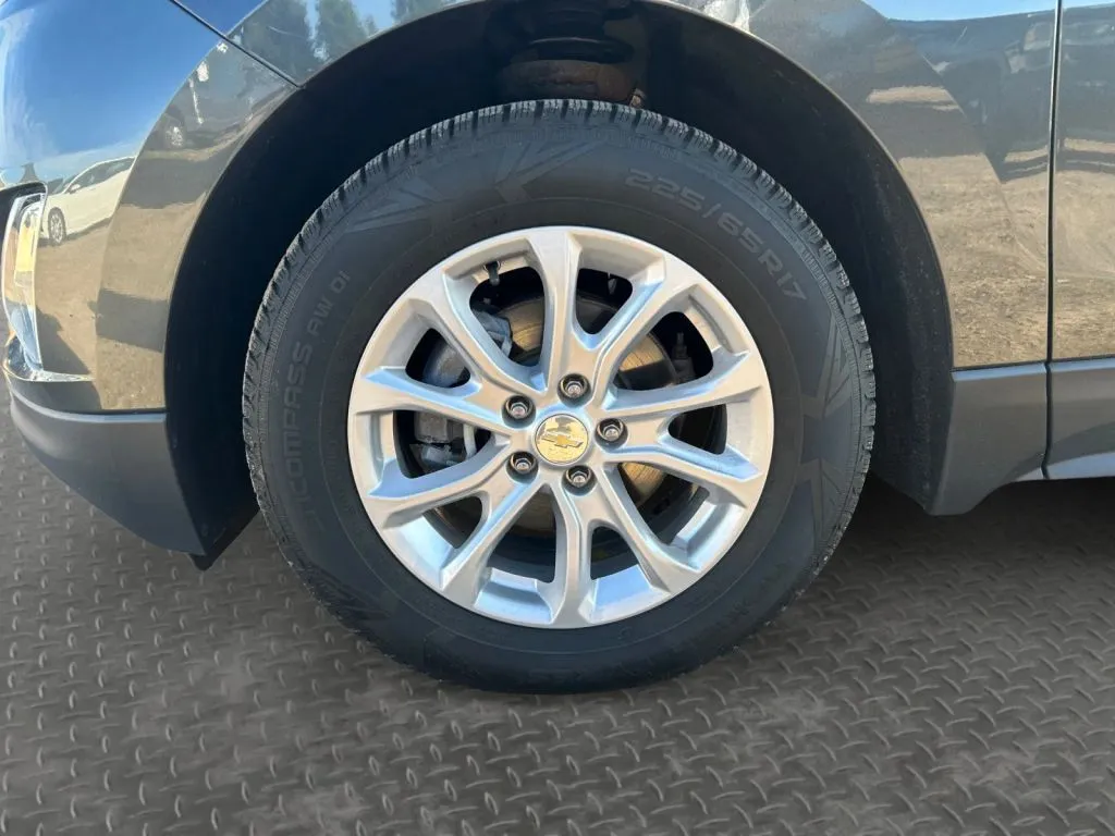 Chevrolet Equinox photo 9